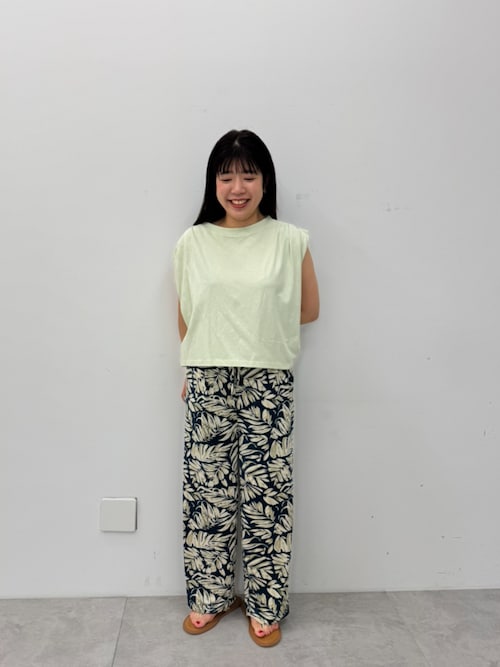 袖タックTシャツ