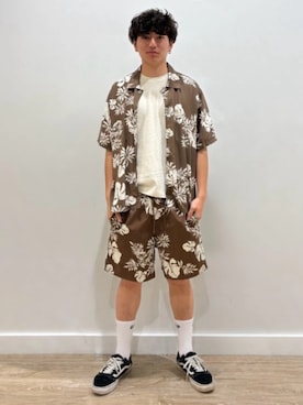 「GAP（ギャップ）のアイテム（トップス）」を使った、GapJapanさん（メンズ・176cm）の夏コーディネート