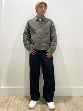 「アイテム（デニムジャケット、グリーン系）」を使った、GapJapanさん（メンズ・170cm）の秋コーディネート