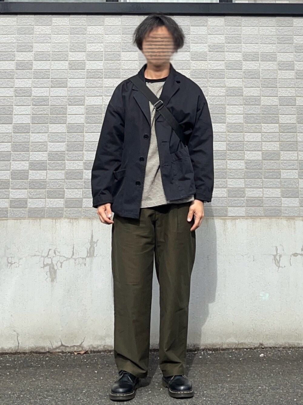 「ワイドパンツ、JW Anderson x UNIQLO」｜「Dr. MartensのDr.Martens ドクターマーチン 1461Z 3EYE GIBSON SHOE 3ホール ギブソン シューズ 11838002 BLACK（ブーツ、ブラック系）」を使った、PETRUCCIさん（メンズ・160cm）の秋コーディネートの1枚目の写真