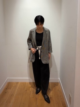 「URBAN RESEARCH DOORS（アーバンリサーチドアーズ）のアイテム（タンクトップ）」を使った、ユイさん（レディース・161cm）の秋コーディネート