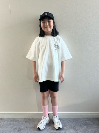 「LOWRYS FARM（ローリーズファーム）の【KIDS】Monday Sleeping Club ロゴプリントＴ 661480（Tシャツ/カットソー）」を使った、y___aさん（キッズ・126cm）の春コーディネート