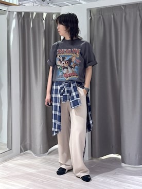 「ROSE BUD（ローズバッド）のROSE BUD LIMITED/GREMLINS BIG TEE（Tシャツ/カットソー、グレー系）」を使った、canakoさん（レディース・167cm）の夏コーディネート