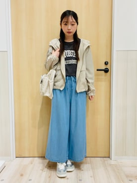 「SHOO・LA・RUE（シューラルー）の【S-LL/UV】シルエット変化を楽しめる シアーフーディーブルゾン（ブルゾン、ベージュ系）」を使った、minamiさん（レディース・154cm）の春コーディネート
