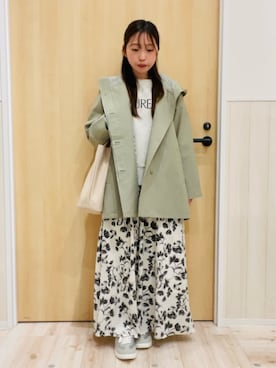 「SHOO・LA・RUE（シューラルー）の【防花粉/洗濯機可/S-LL】ゆったり着られる 大人のテントフーディージャケット（その他アウター、グリーン系）」を使った、minamiさん（レディース・154cm）の冬コーディネート