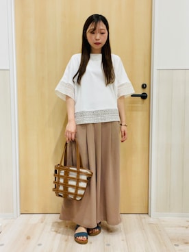 「SHOO・LA・RUE（シューラルー）の【洗濯機可/ひんやり/体型カバー/S-LL】レース使いがポイント デザインTシャツ（Tシャツ/カットソー、ホワイト系）」を使った、minamiさん（レディース・154cm）の春コーディネート
