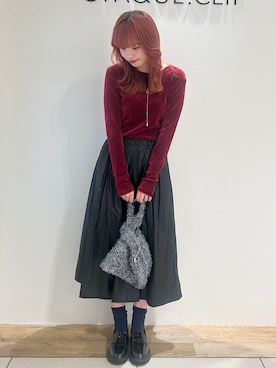「OPAQUE.CLIP（オペークドットクリップ）のフロッキーチュールトップス【洗濯機OK】（Tシャツ/カットソー、レッド系）」を使った、中さん（レディース・168cm）の秋コーディネート
