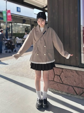 「アイテム（テーラードジャケット、ベージュ系）」を使った、えりさん（レディース・153cm）の秋コーディネート