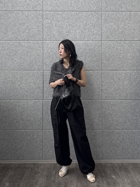 「GALLEST（ギャレスト）のシャギーニット ストール付きトップス（ニット/セーター、ブラック系）」を使った、kotakiさん（レディース・158cm）の夏コーディネート