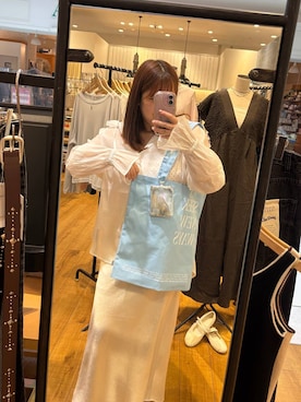 「LOWRYS FARM（ローリーズファーム）のスタイルＵＰクロスカップキャミ　100757（Tシャツ/カットソー、ホワイト系）」を使った、ゆっきー☺︎さん（レディース・160cm）の春コーディネート