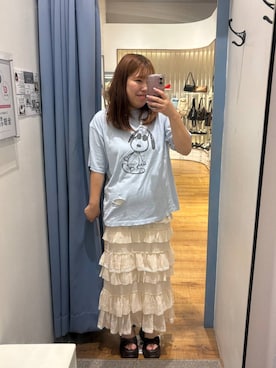 「LOWRYS FARM（ローリーズファーム）の【SNOOPY】クラッシュTシャツ（Tシャツ/カットソー、ブルー系）」を使った、ゆっきー☺︎さん（レディース・160cm）の夏コーディネート