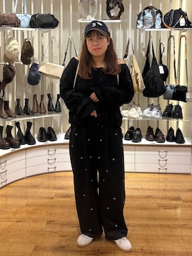 「LOWRYS FARM（ローリーズファーム）の【NEWERA】ローリーズファーム別注企画 ９２０ＣＳ／ＣＯＲＤＵＲＯＹ２６　1042439（キャップ、ブルー系）」を使った、ゆっきー☺︎さん（レディース・160cm）の秋コーディネート