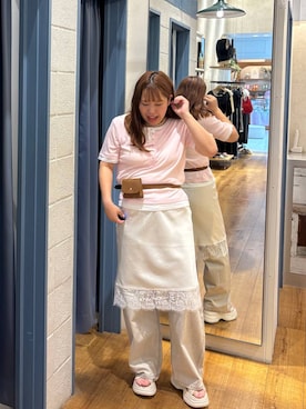 「LOWRYS FARM（ローリーズファーム）のワイドストレートデニムパンツ　607883（デニムパンツ、ベージュ系）」を使った、ゆっきー☺︎さん（レディース・160cm）の夏コーディネート