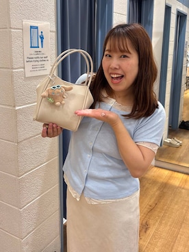 「LOWRYS FARM（ローリーズファーム）のポーチツキ２ＰＢＡＧ／Ｍ　578359（ショルダーバッグ、ホワイト系）」を使った、ゆっきー☺︎さん（レディース・160cm）の春コーディネート