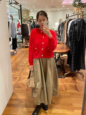 「LOUNGEDRESS（ラウンジドレス）のアイテム（ピアス（両耳用））」を使った、Nami chinenさん（レディース・163cm）の秋コーディネート