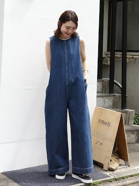 「OUTDOOR PRODUCTS（アウトドアプロダクツ）の≪追加4≫PEARL NECKLACE（ネックレス、ホワイト系）」を使った、Ayaka Inabaさん（レディース・163cm）の春コーディネート