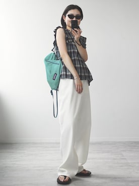 「OUTDOOR PRODUCTS（アウトドアプロダクツ）のRIPSTOP KNAPSACK（バックパック/リュック、ブルー系）」を使った、Ayaka Inabaさん（レディース・163cm）の夏コーディネート