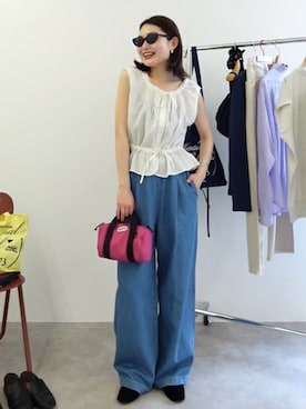 「OUTDOOR PRODUCTS（アウトドアプロダクツ）の追加4  230  ROLL BOSTON SMALL SOLID（ボストンバッグ、ピンク系）」を使った、Ayaka Inabaさん（レディース・163cm）の春コーディネート