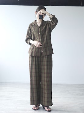 「OUTDOOR PRODUCTS（アウトドアプロダクツ）のPLAIDパターンイージーワイドパンツ セットアップ対応（スラックス、グリーン系）」を使った、Ayaka Inabaさん（レディース・163cm）の夏コーディネート