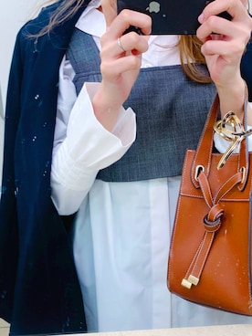 「CADUNE（カデュネ）のアイテム」を使った、ローズさん（レディース・163cm）の秋コーディネート