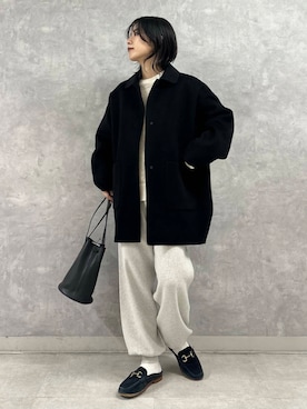 「アイテム（ステンカラーコート）」を使った、廣木真梨亜さん（レディース・158cm）の秋コーディネート