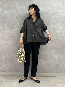 「beej（ビージ）のアイテム（バッグ）」を使った、廣木真梨亜さん（レディース・158cm）の春コーディネート