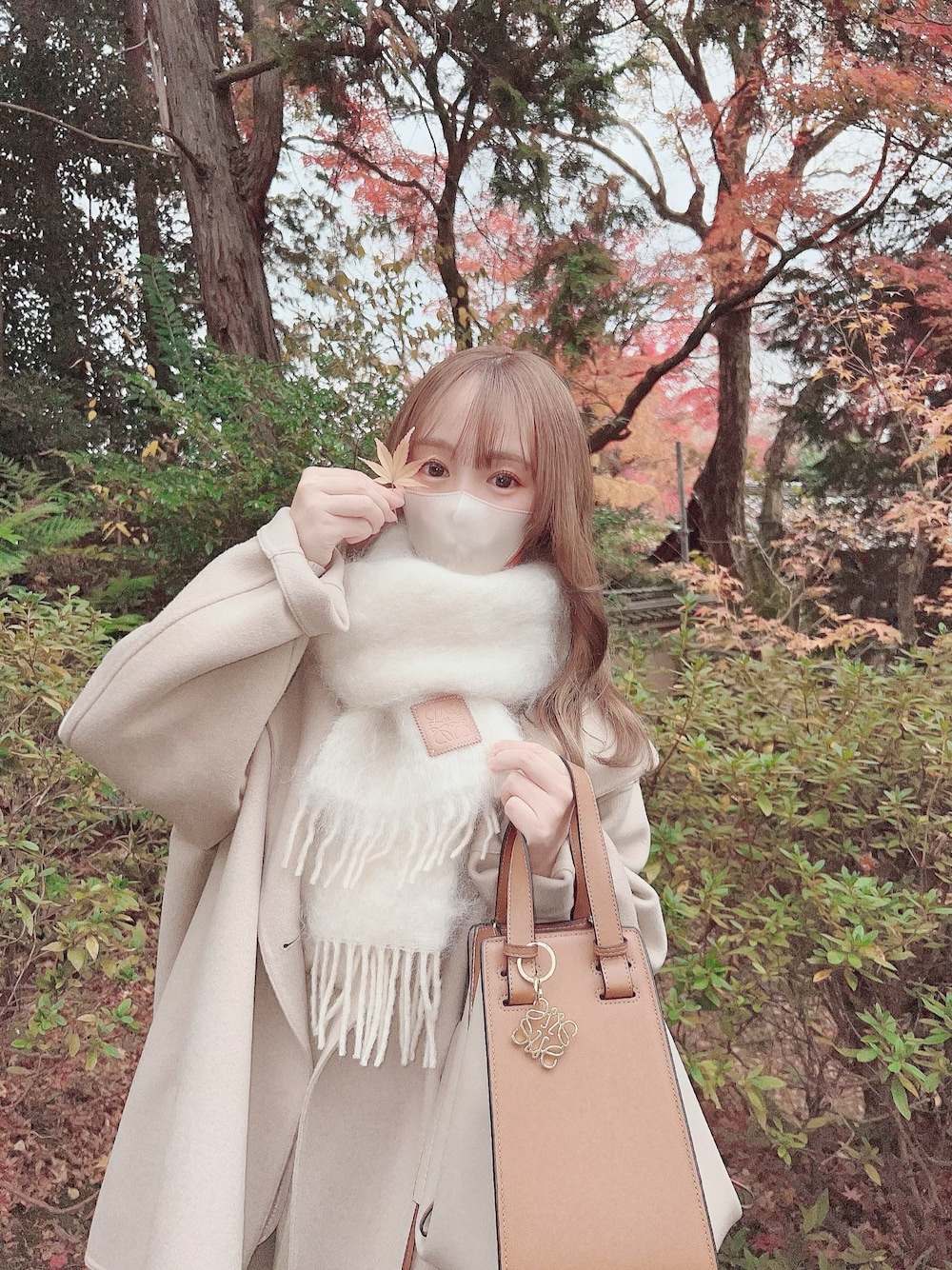 LOEWE 新品　アナグラムキーリング　試供品香水付き LOEWE Anagram(ロエベ アナグラム) キーホルダー・キーリング