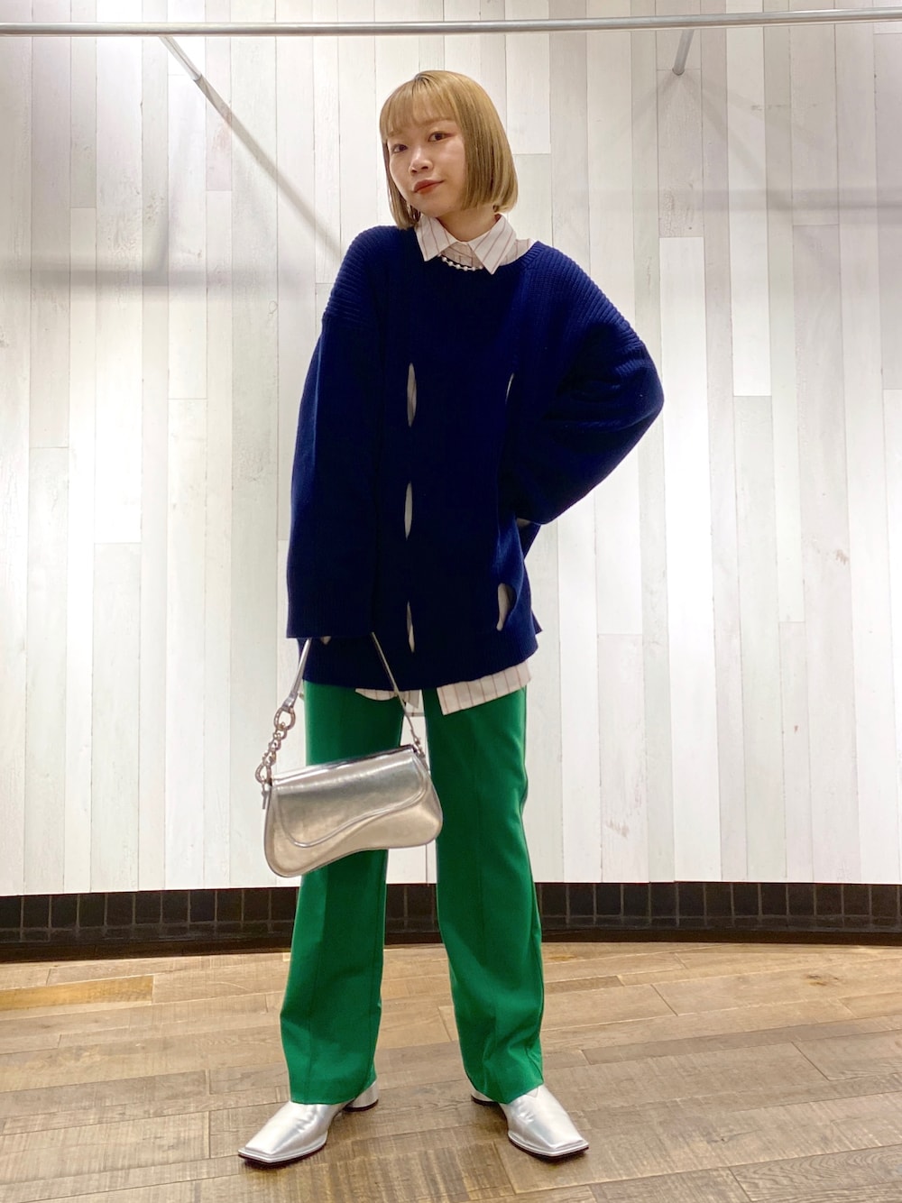 マルチストライプ2WAYスリーブシャツ/187339を使った人気ファッション