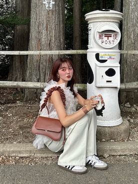 「アイテム（スニーカー）」を使った、honokaさん（レディース・163cm）の秋コーディネート