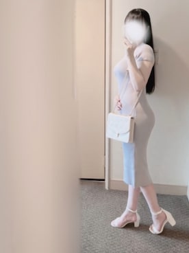 「タイトワンピ」｜りりさん（レディース・159cm）の秋コーディネート