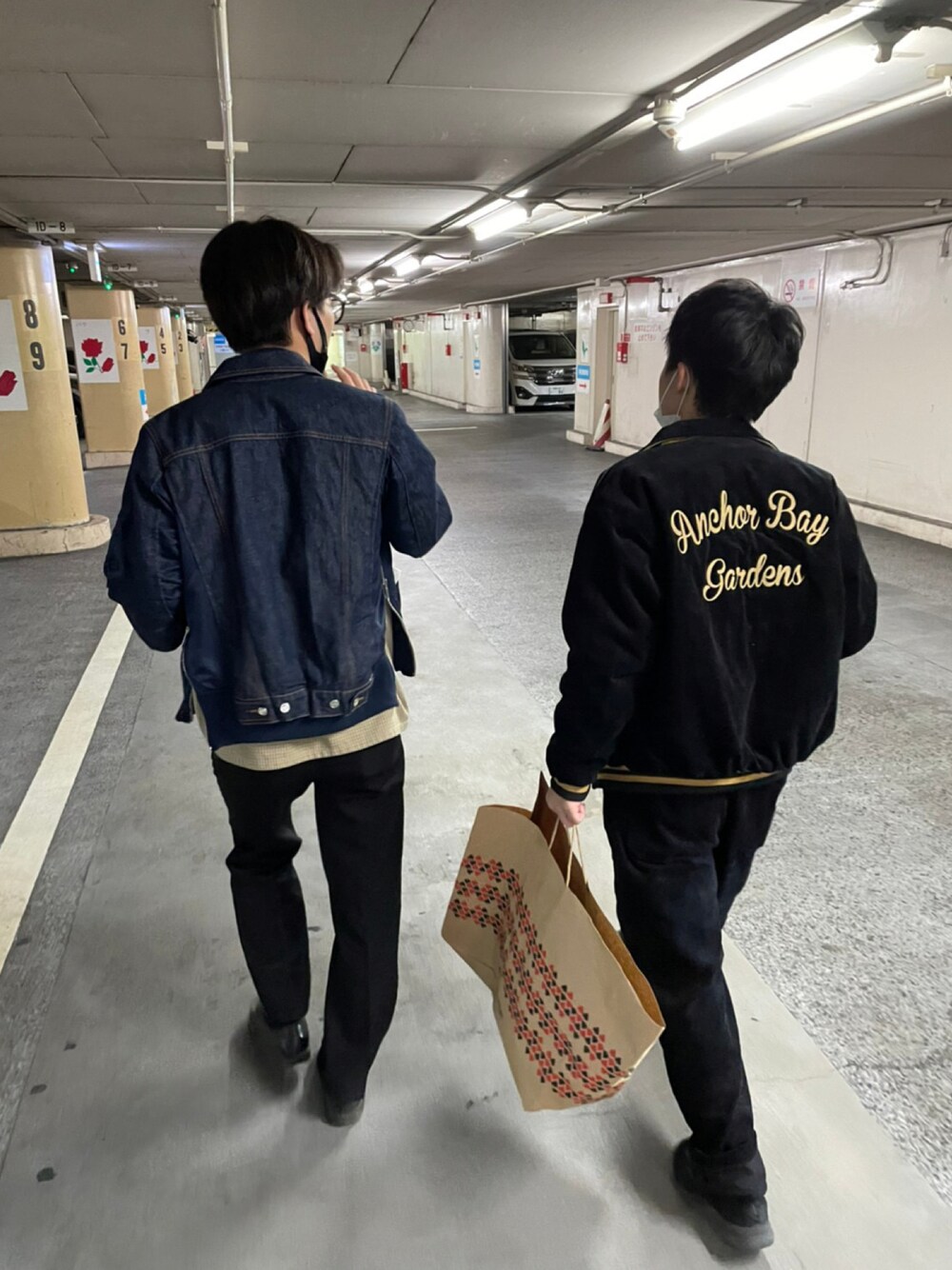 「A.P.C.、sacai、COMME des GARCONS HOMME PLUS、Paraboot、シンプルコーデ、カジュアル、革靴、大学生」｜「A.P.C × sacaiのアイテム（デニムジャケット、ブルー系）」を使った、ぶちさん（メンズ・176cm）の秋コーディネートの1枚目の写真