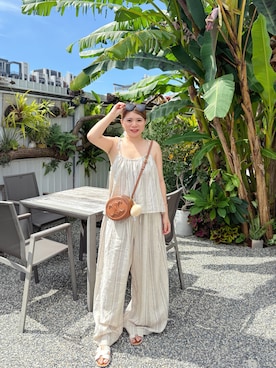 「CELINE（セリーヌ）のアイテム（ショルダーバッグ）」を使った、Jean Liさん（レディース・158cm）の夏コーディネート