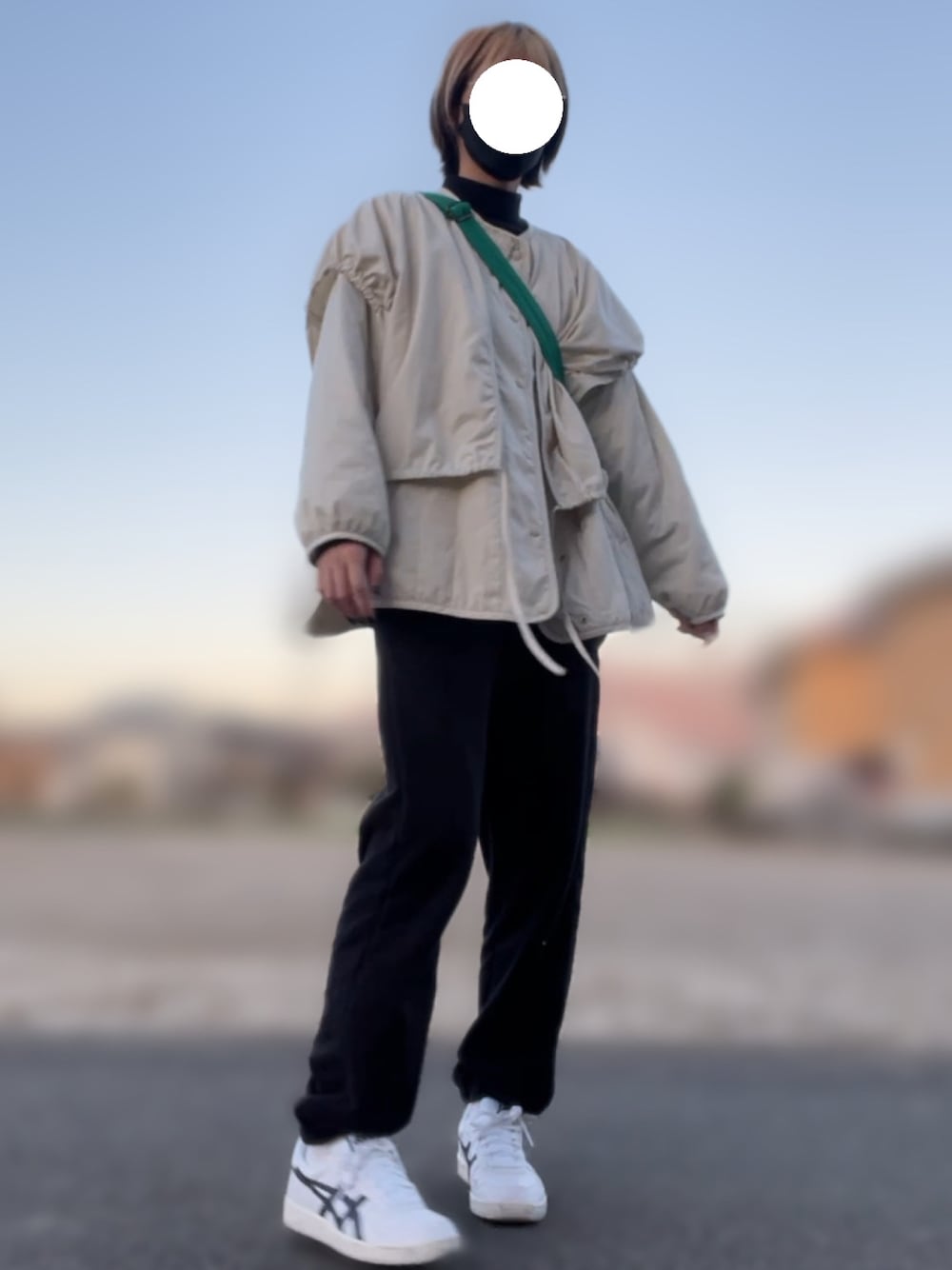 じりりり ASICSのスニーカーを使ったコーディネート