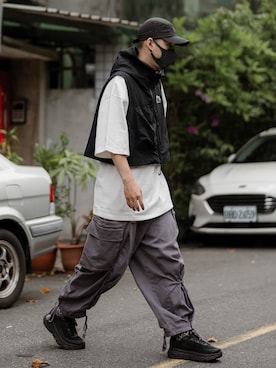 「COMFY（コンフィー）のアイテム（その他アウター）」を使った、rwd_2.19さん（メンズ・181cm）の春コーディネート