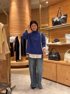 「アイテム（トートバッグ、シルバー系）」を使った、meiさん（レディース・165cm）の秋コーディネート