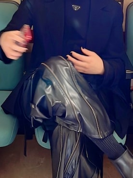 「PRADA（プラダ）のアイテム（スウェット）」を使った、はるさん（メンズ・181cm）の春コーディネート