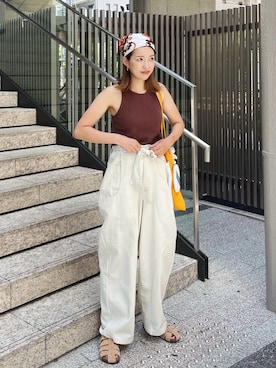 「アイテム（タンクトップ）」を使った、福本 茉以さん（レディース・160cm）の夏コーディネート