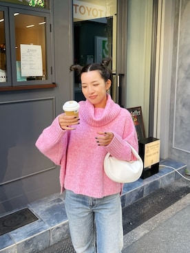 「ピンクニット」｜福本 茉以さん（レディース・160cm）の秋コーディネート