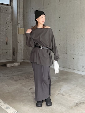 「Ungrid（アングリッド）のボートネックビックシルエットロングスリーブTee（Tシャツ/カットソー、グレー系）」を使った、福本 茉以さん（レディース・160cm）の春コーディネート