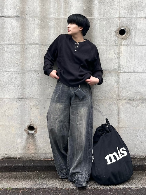CRACKED CHEMICAL-WASHED WIDE BAGGY JEANS / クラック加工ケミカル