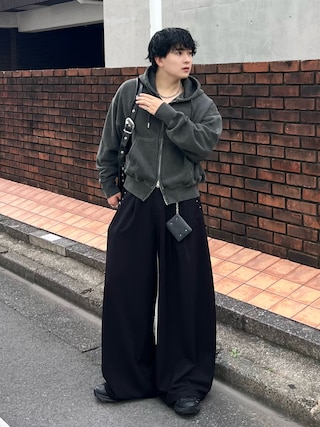 「WISH FOR EVER(ウィッシュフォーエバー)のASSORT SUPER BAGGY STUDS DESIGNS DOUBLE POCKET SLACKS(SETUP)/アソートスーパーバギースタッズデザインダブルポケットスラックス(セットアップ)(スラックス)」を使った、Seigoさん(メンズ・165cm)の秋コーディネート