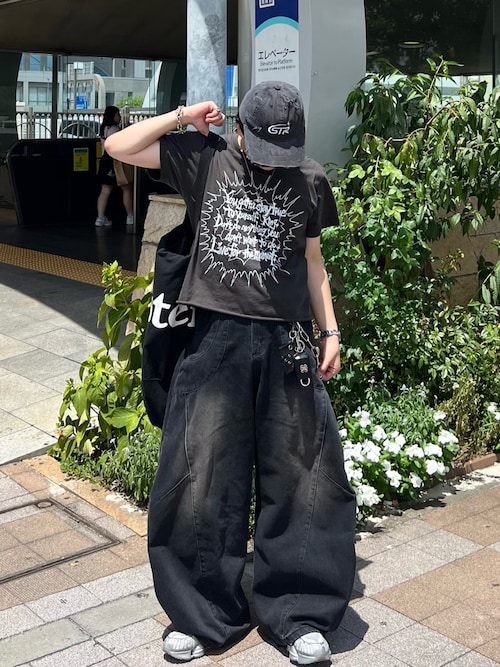 Washed Switching Scimitar Jeans