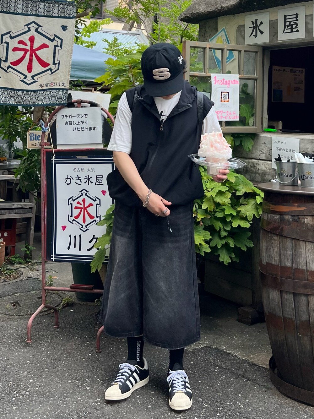 Stussy Low Pro Chenille S (travis着用) travisscott wearing our Chenille S Low Pro cap this week