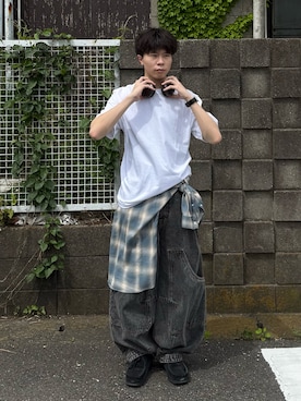 「MUSINSA STANDARD（ムシンサスタンダード）の[クールタンダード] リラックスフィットクルーネックTシャツ [ホワイト]（Tシャツ/カットソー、その他）」を使った、junさん（メンズ・170cm）の春コーディネート