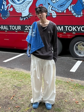「SHINYAKOZUKA（シンヤコヅカ）の【SHINYAKOZUKA/シンヤコズカ】Hi BAGGY（その他パンツ、ホワイト系）」を使った、junさん（メンズ・170cm）の春コーディネート