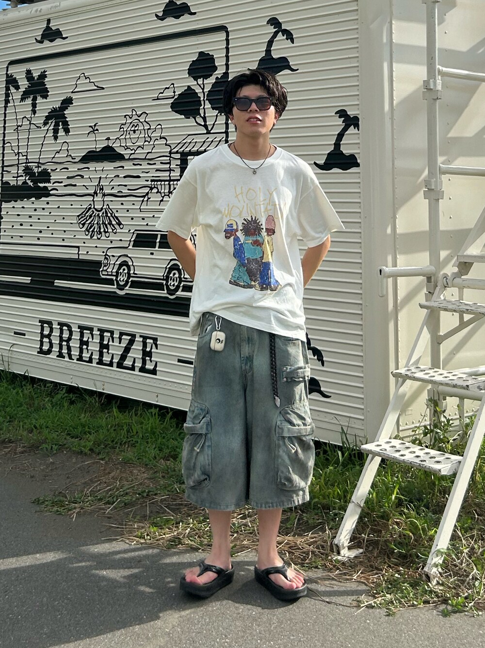 Chikashitsu＋ wide cargo denim half pant Chikashitsu +】oil washed wide cargo denim half pants