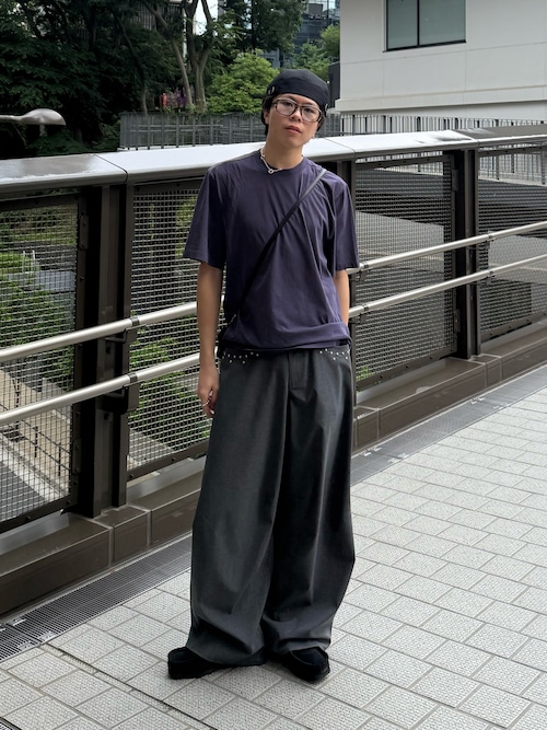 ＜Entire Studios＞ダーツ Tシャツ