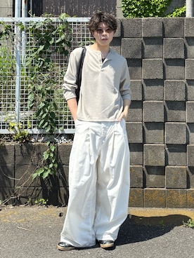 「アイテム（トップス）」を使った、junさん（メンズ・170cm）の春コーディネート