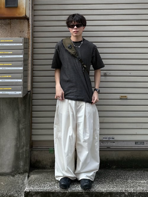 「Saint Laurent(サンローラン)の【SAINT LAURENT/サンローラン】スクエア サングラス SL329 001(サングラス)」を使った、junさん(メンズ・170cm)の夏コーディネート