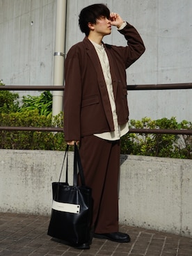 「アイテム（セットアップ、ブラウン系）」を使った、junさん（メンズ・171cm）の秋コーディネート